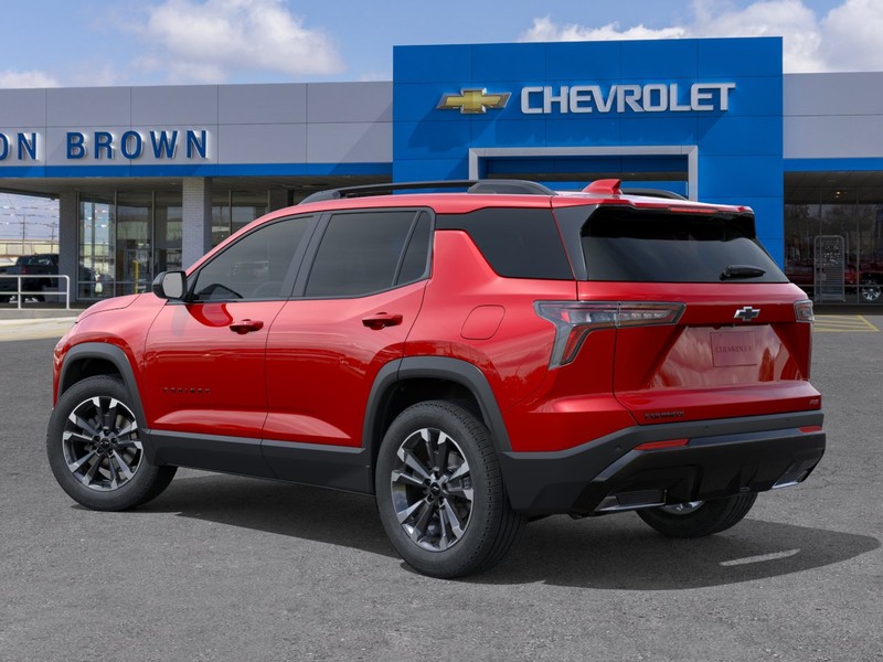 Chevrolet Equinox Vehicle Full-screen Gallery Image 3