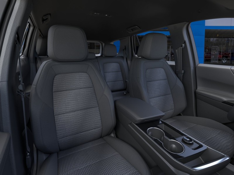 Chevrolet Equinox Vehicle Full-screen Gallery Image 16