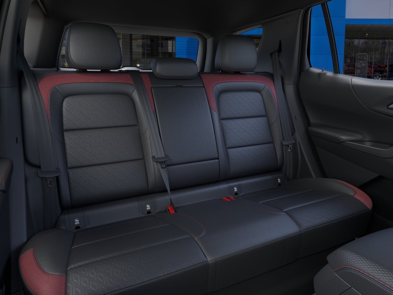 Chevrolet Equinox Vehicle Full-screen Gallery Image 17