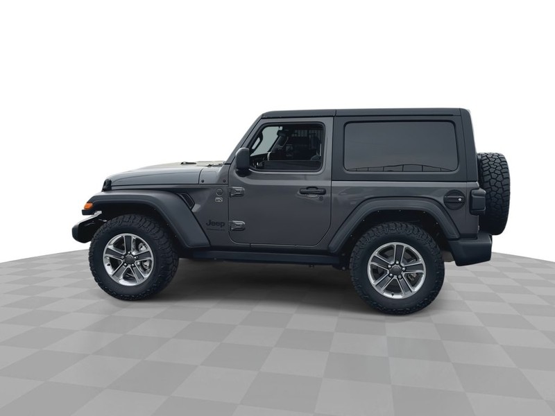 Jeep Wrangler Vehicle Full-screen Gallery Image 14