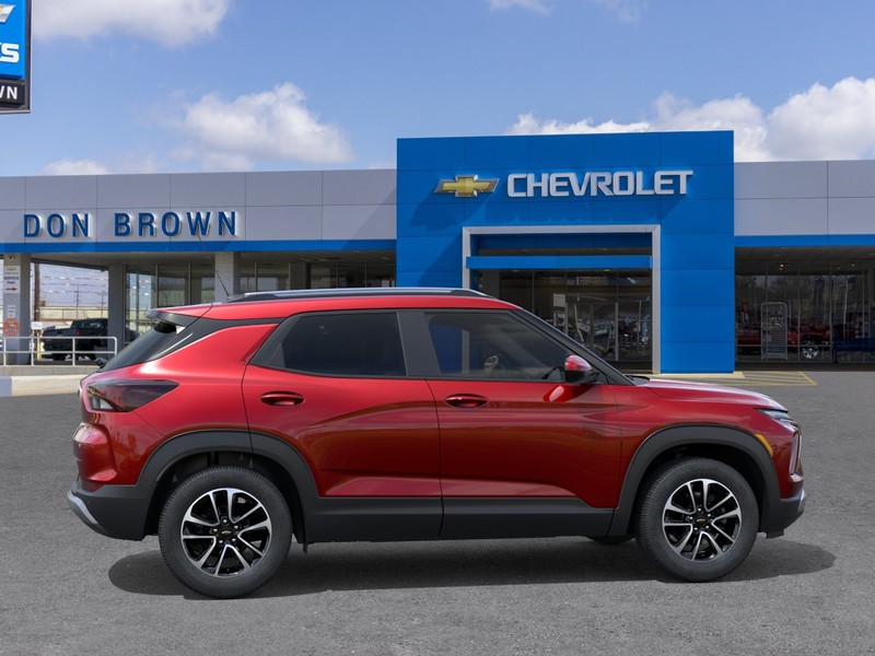 Chevrolet Trailblazer Vehicle Full-screen Gallery Image 5