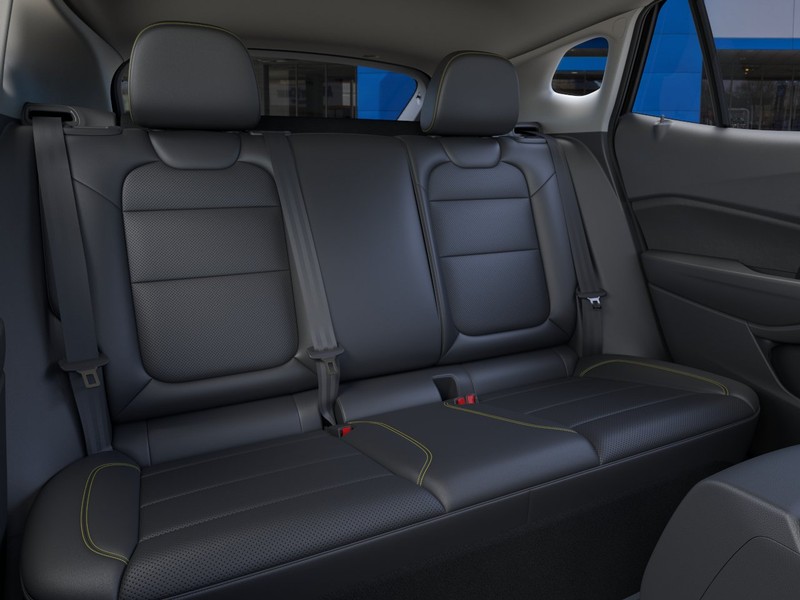 Chevrolet Trax Vehicle Full-screen Gallery Image 17