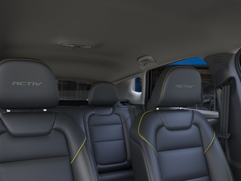 Chevrolet Trax Vehicle Full-screen Gallery Image 24
