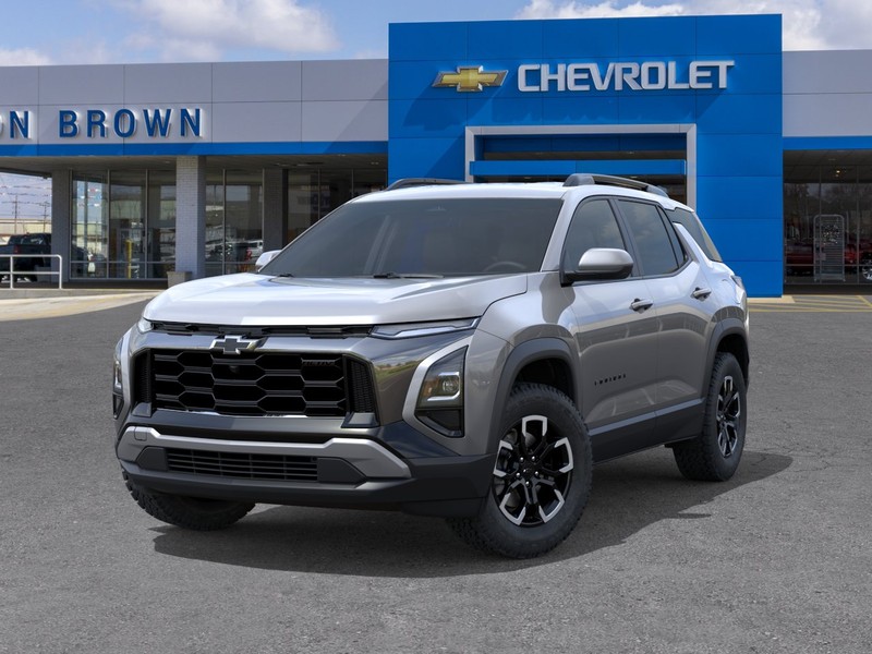 Chevrolet Equinox Vehicle Full-screen Gallery Image 6