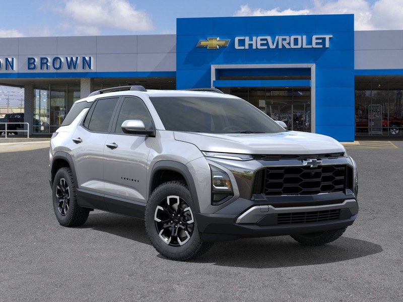 Chevrolet Equinox Vehicle Full-screen Gallery Image 7