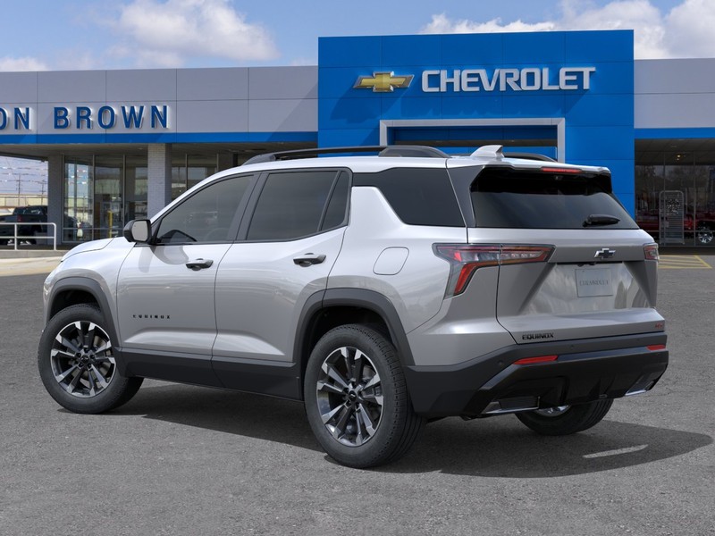 Chevrolet Equinox Vehicle Full-screen Gallery Image 3