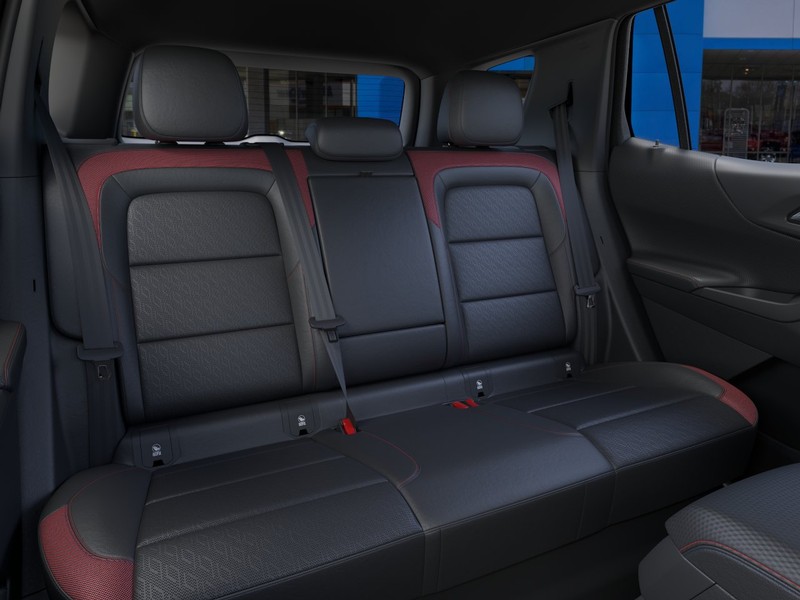 Chevrolet Equinox Vehicle Full-screen Gallery Image 17