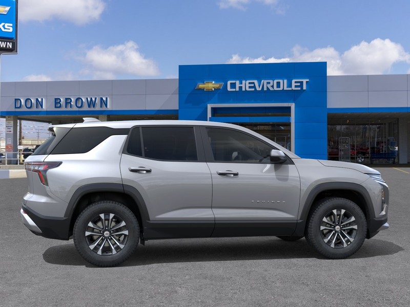 Chevrolet Equinox Vehicle Full-screen Gallery Image 5