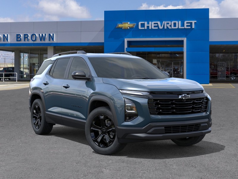 Chevrolet Equinox Vehicle Full-screen Gallery Image 7