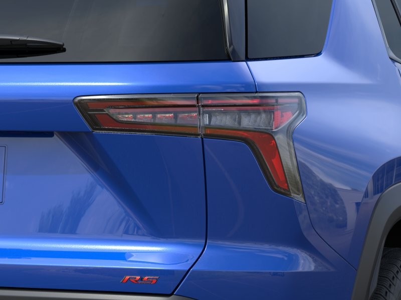 Chevrolet Equinox Vehicle Full-screen Gallery Image 11