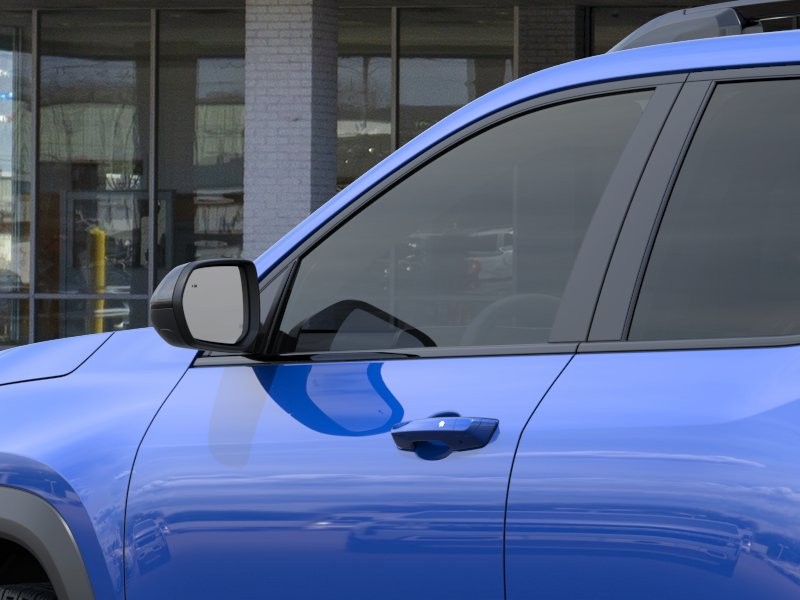 Chevrolet Equinox Vehicle Full-screen Gallery Image 12