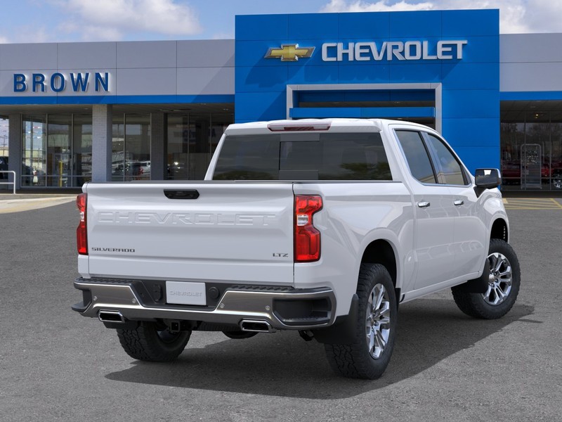 Chevrolet Silverado 1500 Vehicle Full-screen Gallery Image 4