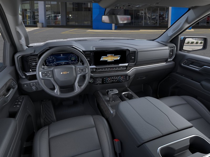 Chevrolet Silverado 1500 Vehicle Full-screen Gallery Image 15