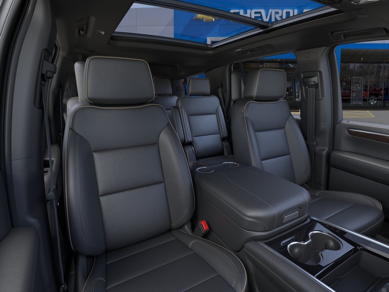 Chevrolet Tahoe Vehicle Full-screen Gallery Image 16