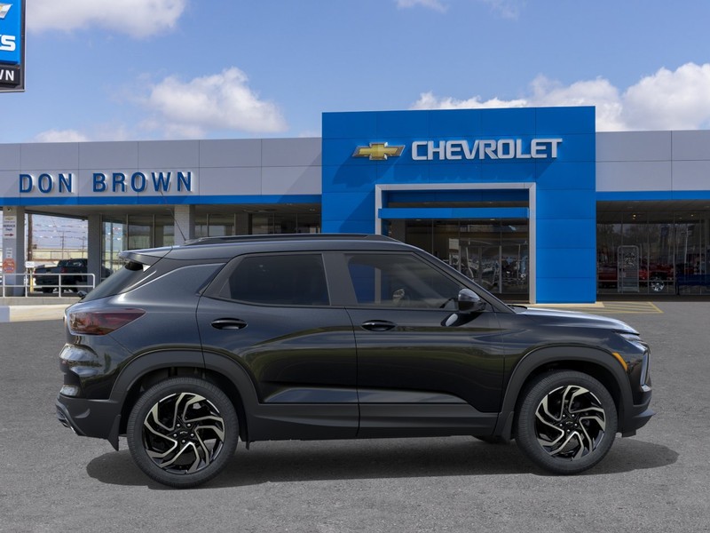 Chevrolet Trailblazer Vehicle Full-screen Gallery Image 5