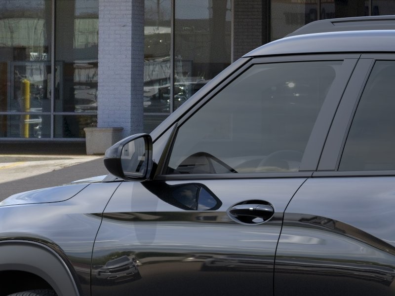 Chevrolet Trailblazer Vehicle Full-screen Gallery Image 12