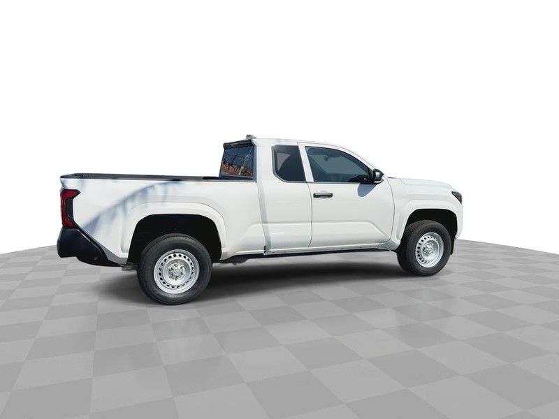 Toyota Tacoma 2WD Vehicle Full-screen Gallery Image 14
