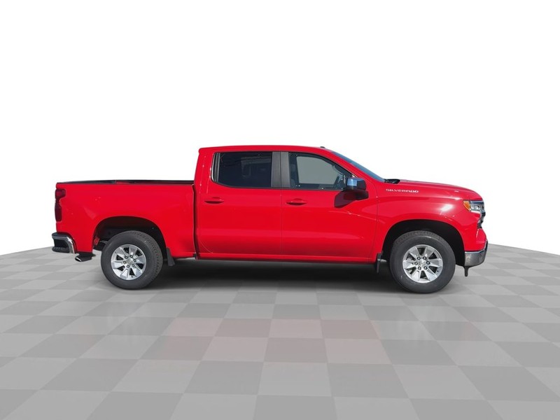 Chevrolet Silverado 1500 Vehicle Full-screen Gallery Image 10