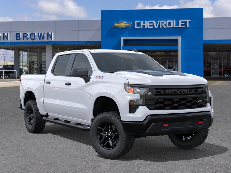 Chevrolet Silverado 1500 Vehicle Full-screen Gallery Image 7