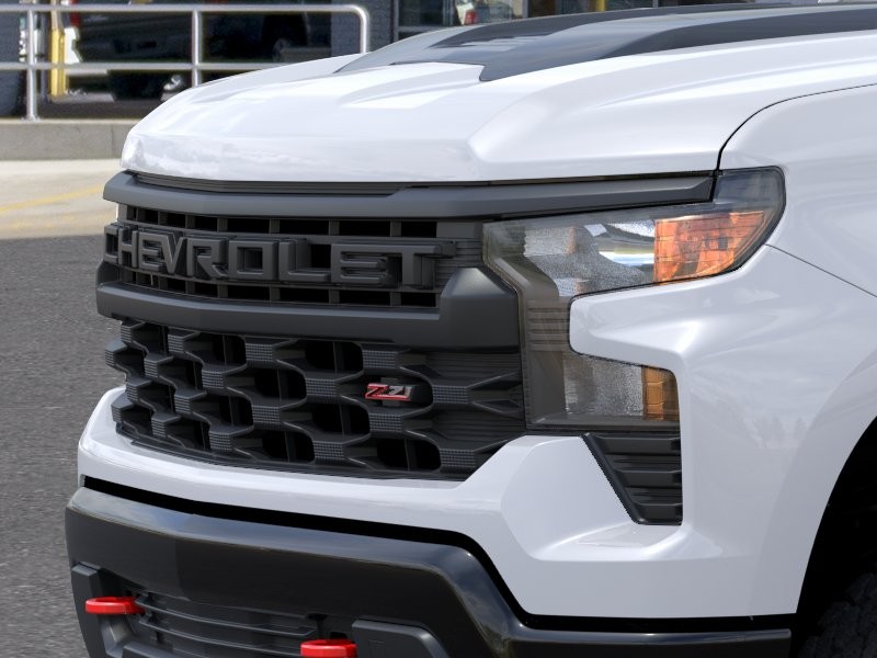 Chevrolet Silverado 1500 Vehicle Full-screen Gallery Image 13