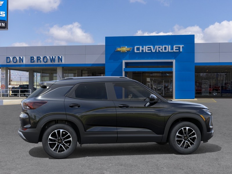 Chevrolet Trailblazer Vehicle Full-screen Gallery Image 5