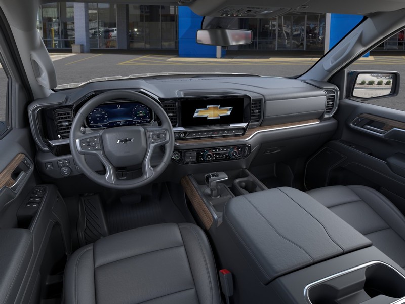 Chevrolet Silverado 1500 Vehicle Full-screen Gallery Image 15