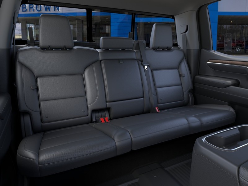 Chevrolet Silverado 1500 Vehicle Full-screen Gallery Image 17
