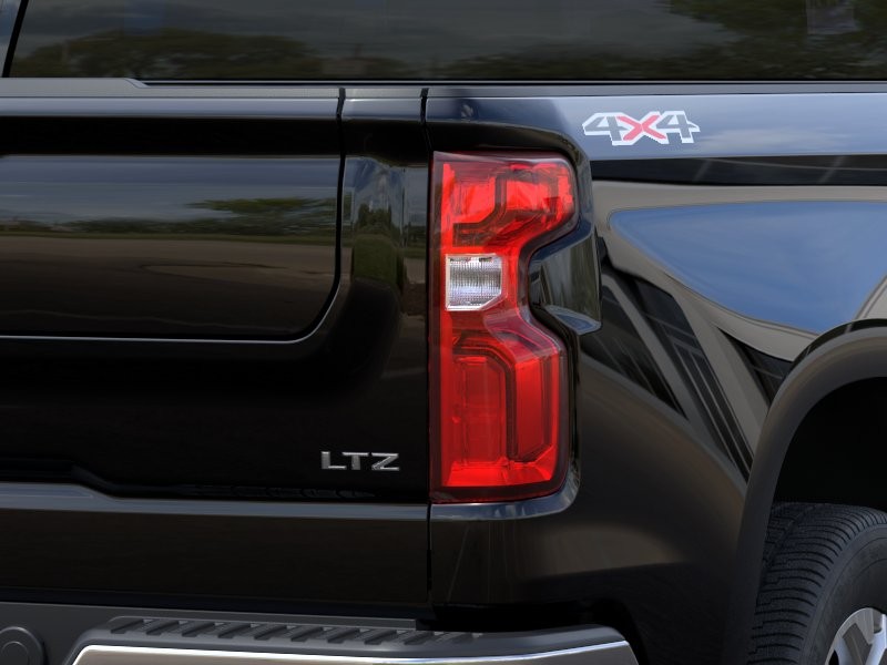 Chevrolet Silverado 1500 Vehicle Full-screen Gallery Image 11