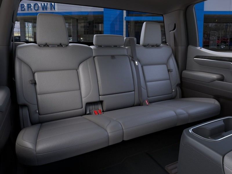 Chevrolet Silverado 1500 Vehicle Full-screen Gallery Image 17