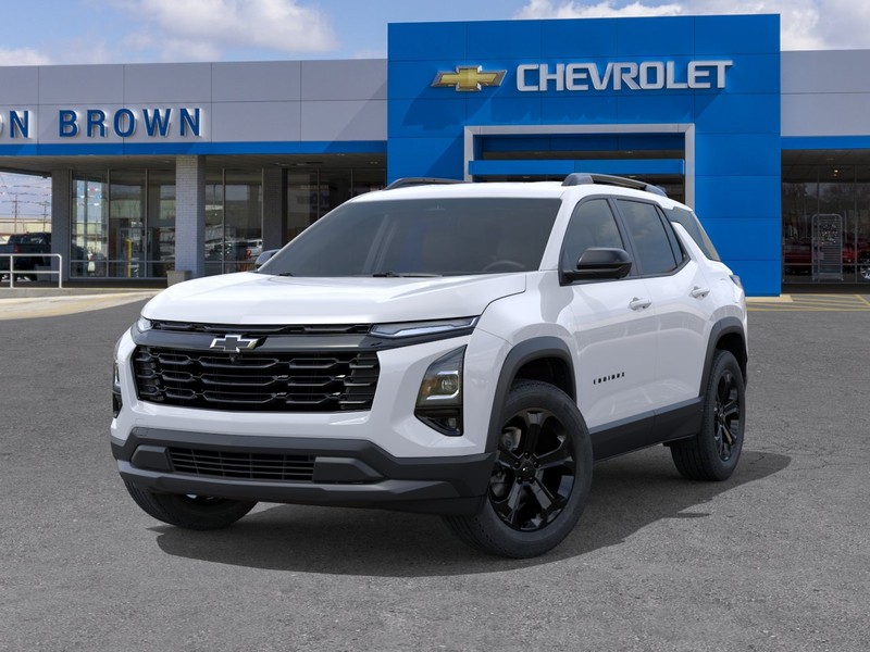 Chevrolet Equinox Vehicle Full-screen Gallery Image 6