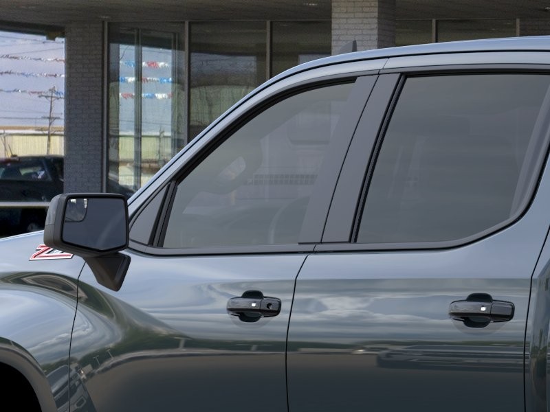 Chevrolet Silverado 1500 Vehicle Full-screen Gallery Image 12