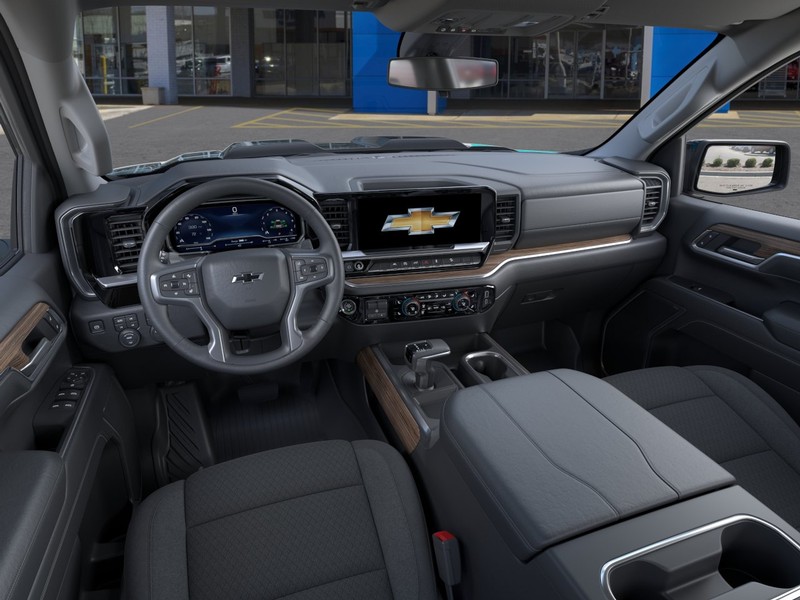 Chevrolet Silverado 1500 Vehicle Full-screen Gallery Image 15