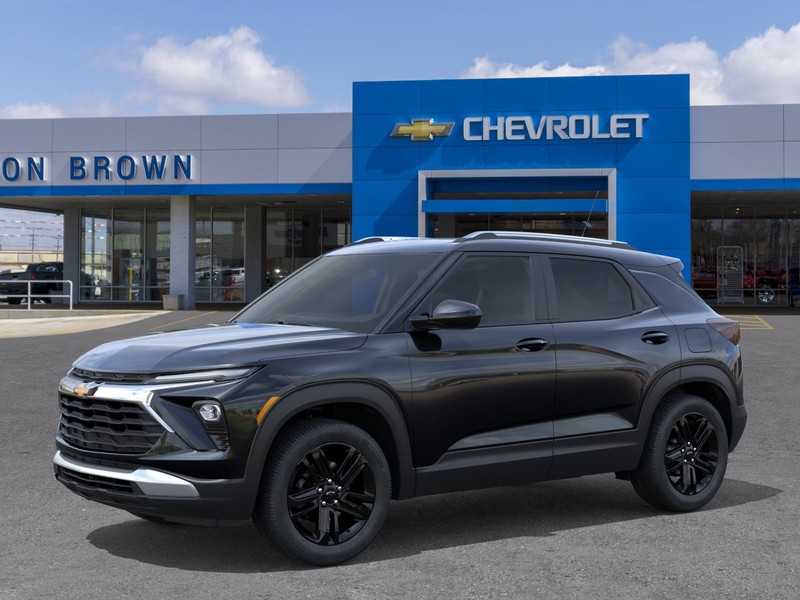 Chevrolet Trailblazer Vehicle Full-screen Gallery Image 2