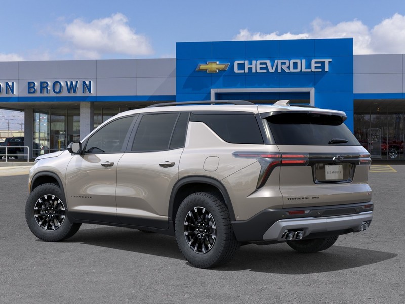 Chevrolet Traverse Vehicle Full-screen Gallery Image 3