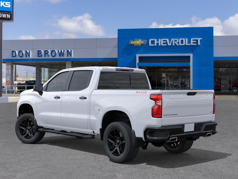 Chevrolet Silverado 1500 Vehicle Full-screen Gallery Image 3