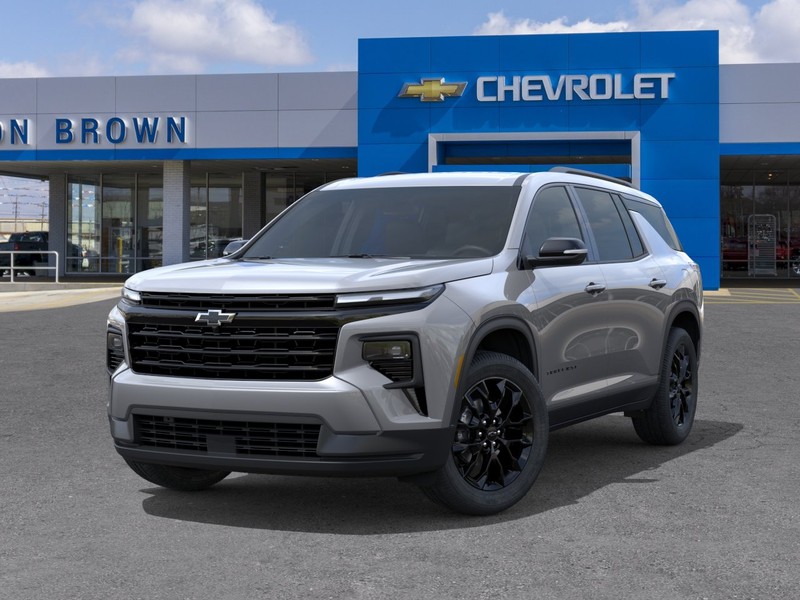 Chevrolet Traverse Vehicle Full-screen Gallery Image 6