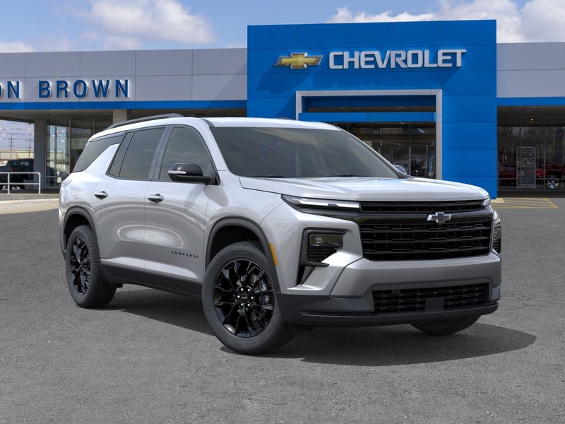 Chevrolet Traverse Vehicle Full-screen Gallery Image 7