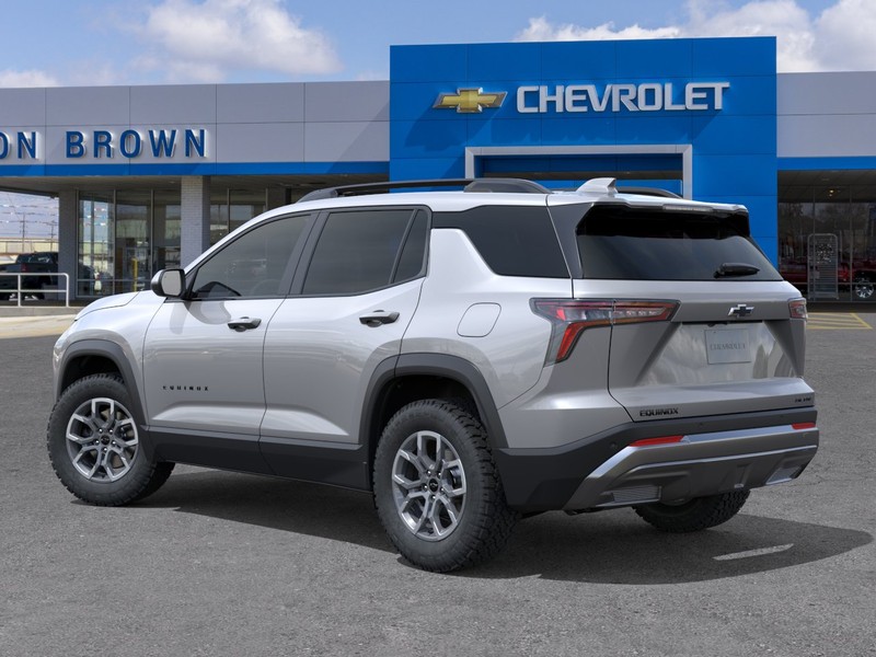 Chevrolet Equinox Vehicle Full-screen Gallery Image 3