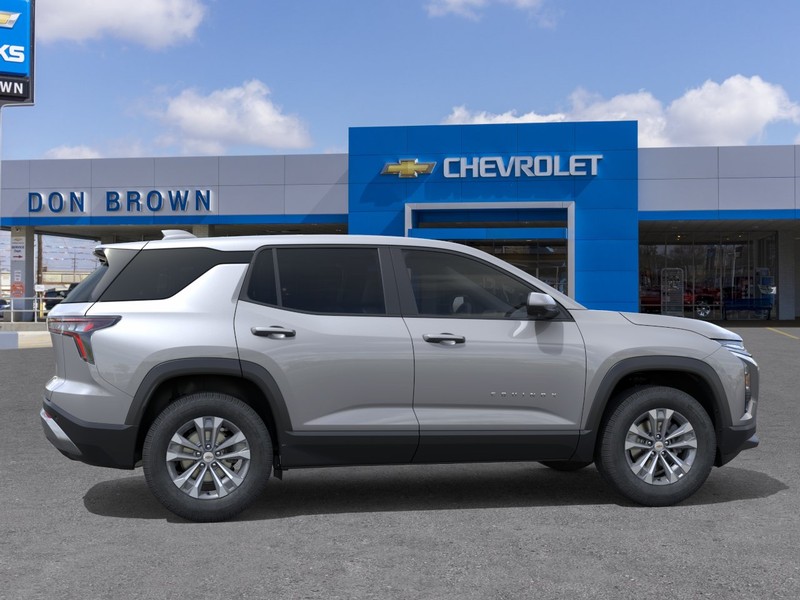 Chevrolet Equinox Vehicle Full-screen Gallery Image 5