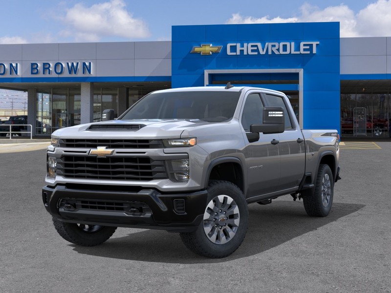 Chevrolet Silverado 2500 HD Vehicle Full-screen Gallery Image 6