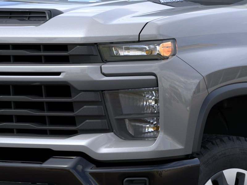 Chevrolet Silverado 2500 HD Vehicle Full-screen Gallery Image 10