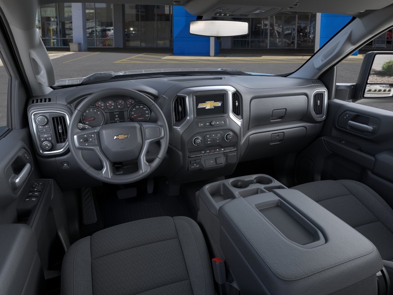 Chevrolet Silverado 2500 HD Vehicle Full-screen Gallery Image 15