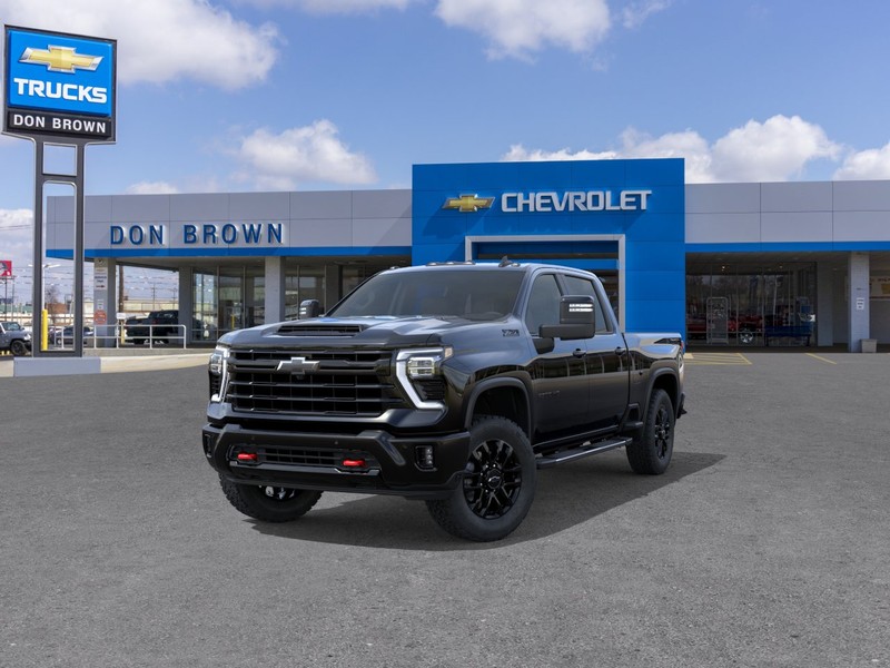 Chevrolet Silverado 2500 HD Vehicle Full-screen Gallery Image 8