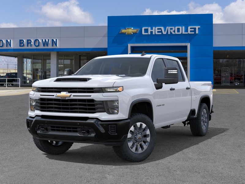 Chevrolet Silverado 2500 HD Vehicle Full-screen Gallery Image 6
