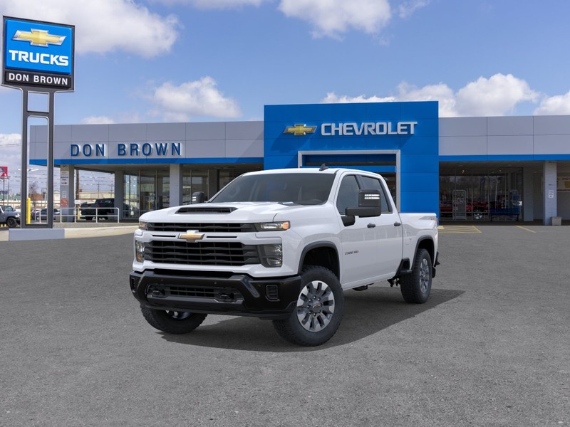 Chevrolet Silverado 2500 HD Vehicle Full-screen Gallery Image 8