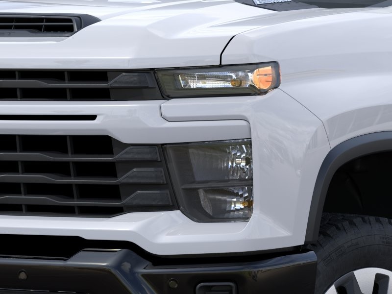 Chevrolet Silverado 2500 HD Vehicle Full-screen Gallery Image 10