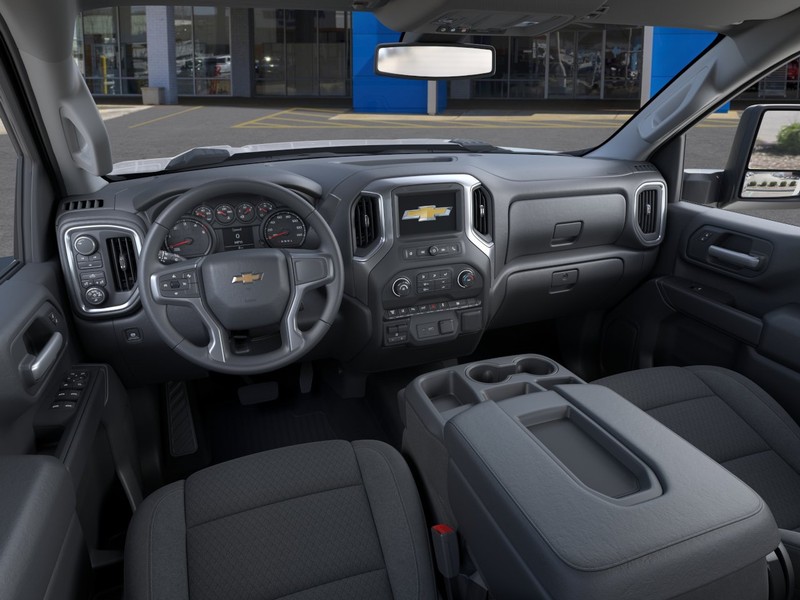 Chevrolet Silverado 2500 HD Vehicle Full-screen Gallery Image 15