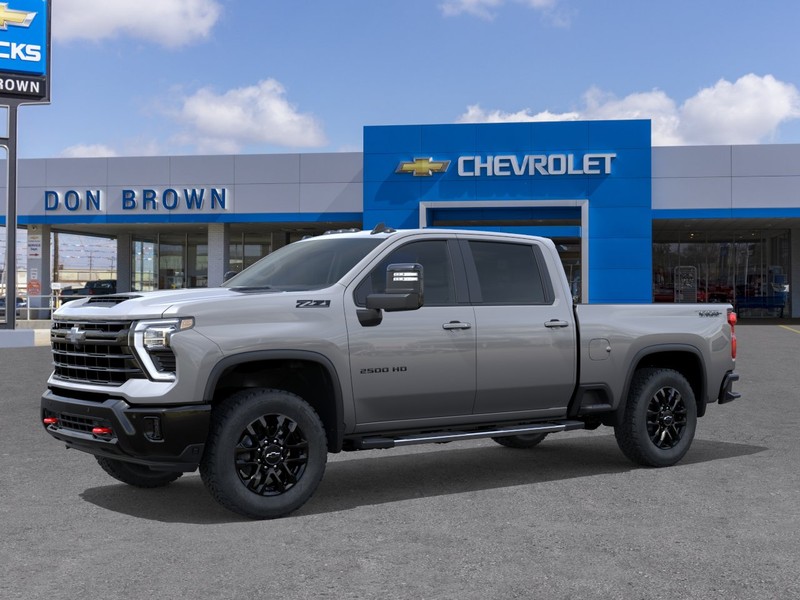 Chevrolet Silverado 2500 HD Vehicle Full-screen Gallery Image 2
