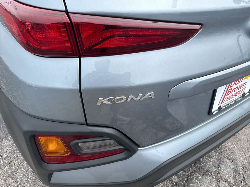 Hyundai Kona Vehicle Full-screen Gallery Image 37