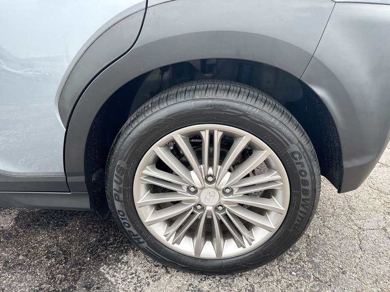 Hyundai Kona Vehicle Full-screen Gallery Image 38
